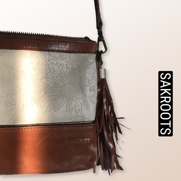 🛍3 for $25🛍 Leather SAKROOTS convertible clutch - Picture 4 of 9